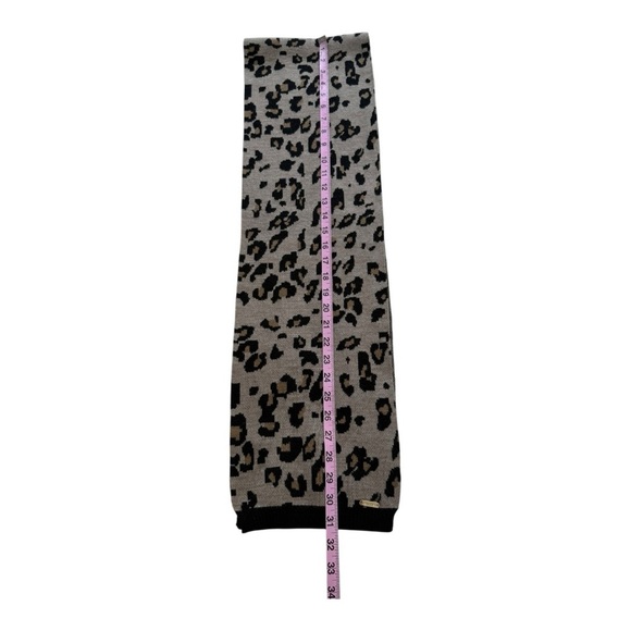Calvin Klein Leopard Print Scarf - Picture 6 of 8
